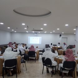 إعلان توظيف داعية باللغة الفلبينية والإنجليزية